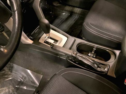 Used 2016 Subaru Forester 2.5i Premium w/ All-Weather Package image 17