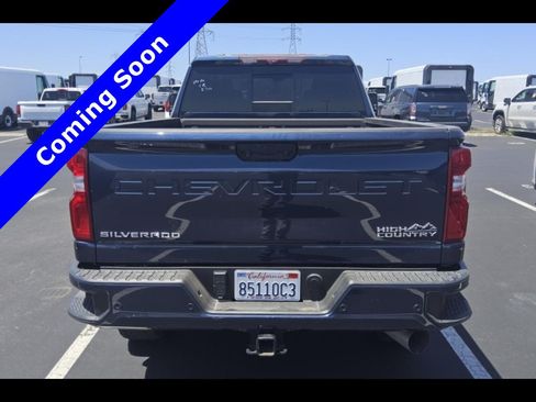 Used 2021 Chevrolet Silverado 2500 High Country AWD/4WD image 18