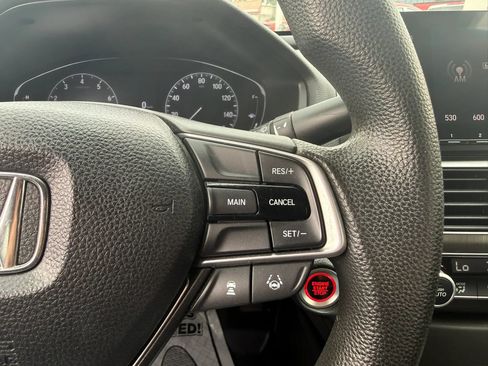 Used 2018 Honda Accord LX image 21