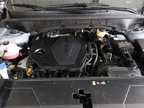 Used 2024 Kia Sorento S FWD image 20