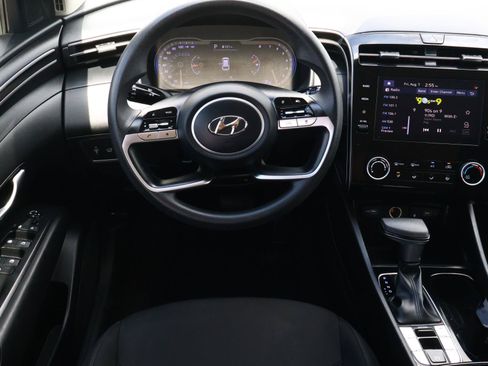 Used 2023 Hyundai Tucson SEL FWD image 9