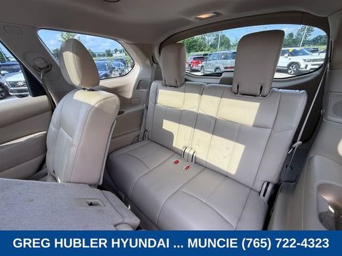 Used 2015 Nissan Pathfinder SL w/ SL Premium Package AWD/4WD image 25