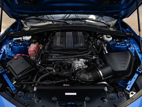 Used 2018 Chevrolet Camaro ZL1 image 33