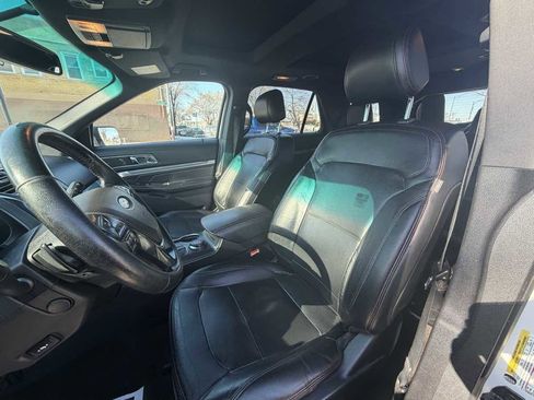 Used 2016 Ford Explorer Sport image 14