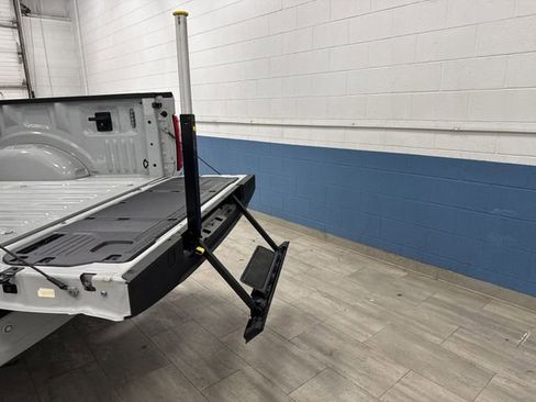 Used 2023 Ford F150 XLT w/ Equipment Group 302A High image 17