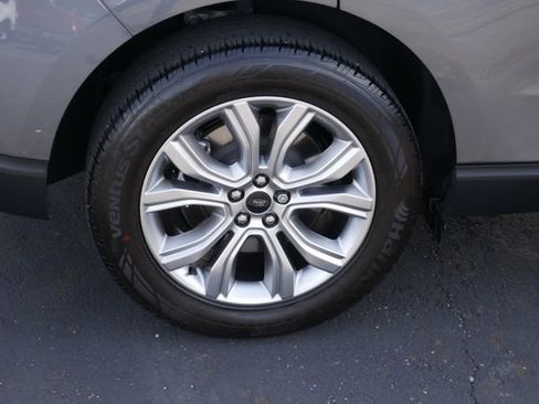 Used 2024 Ford Edge Titanium AWD/4WD image 12