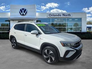 Used 2024 Volkswagen Taos SE w/ Panoramic Sunroof Package AWD/4WD video 1