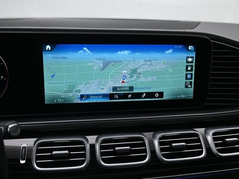Used 2023 Mercedes-Benz Maybach GLS 600 4MATIC image 18