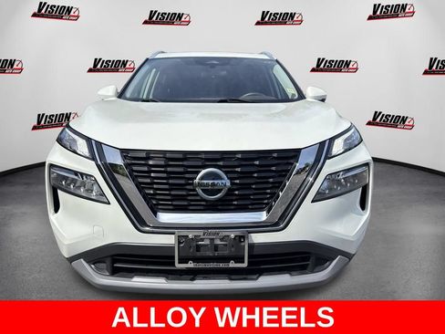 Used 2021 Nissan Rogue SV w/ Premium Package AWD/4WD image 2