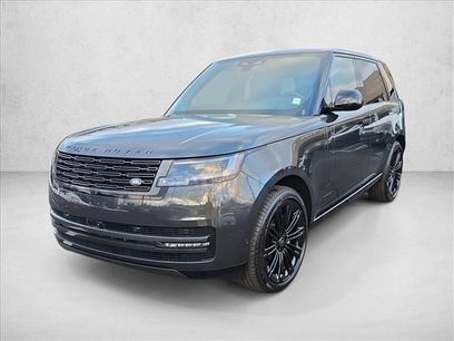 New 2025 Land Rover Range Rover SE
