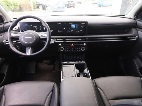 Used 2025 Hyundai Tucson Limited AWD/4WD image 24