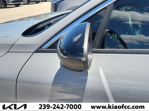 Used 2023 Kia K5 GT-Line w/ GT-Line Premium Package FWD image 5