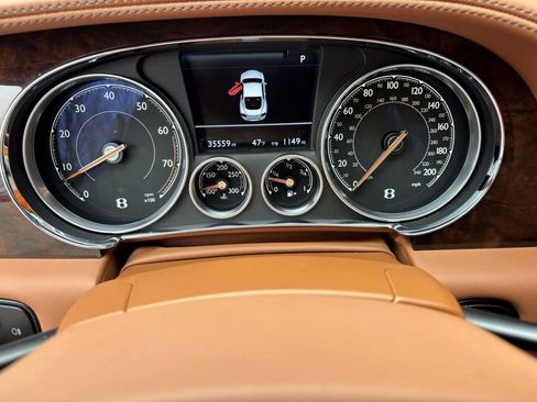 Used 2016 Bentley Continental GT image 12