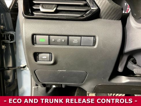 Certified 2024 Nissan Sentra SV FWD image 36