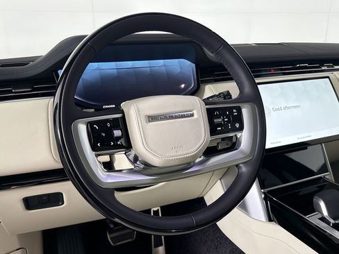 New 2026 Land Rover Range Rover Long Wheelbase SE AWD/4WD image 20