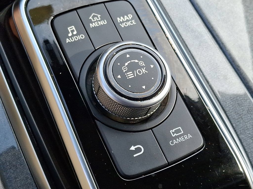 Used 2022 Nissan Armada SV AWD/4WD image 28