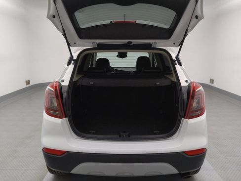 Used 2020 Buick Encore Preferred image 29