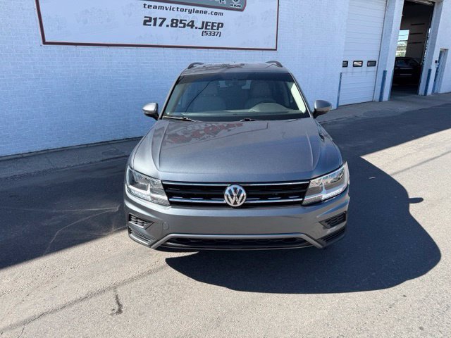 Used 2018 Volkswagen Tiguan SE AWD/4WD image 2