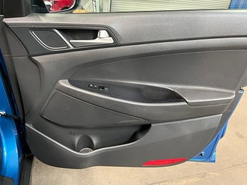 Used 2020 Hyundai Tucson Value w/ Cargo Package FWD image 11