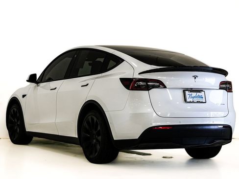 Used 2021 Tesla Model Y Long Range AWD/4WD image 9