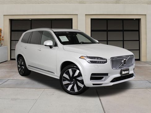 Certified 2023 Volvo XC90 T8 Ultimate image 34