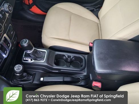 Certified 2018 Jeep Wrangler Sport AWD/4WD image 27