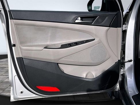 Used 2017 Hyundai Tucson Sport w/ Cargo Package image 24