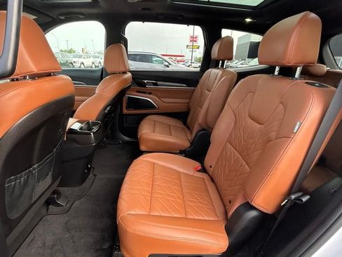 Used 2025 Kia Telluride SX Prestige X-Line AWD/4WD image 24