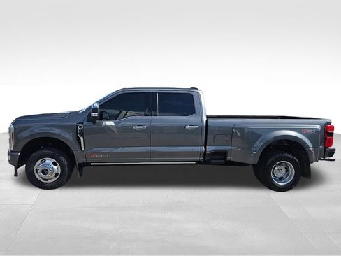 Used 2024 Ford F350 Platinum w/ FX4 Off-Road Package AWD/4WD image 6