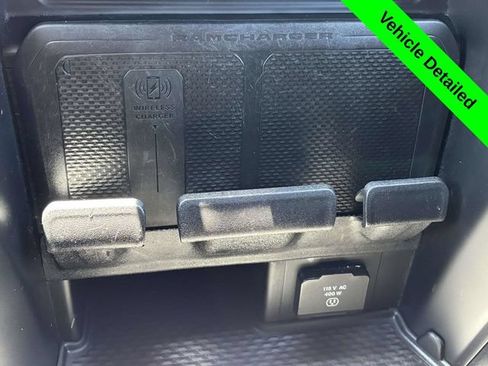 Used 2025 RAM 1500 Laramie AWD/4WD image 24