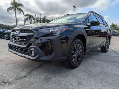 Certified 2025 Subaru Outback Onyx Edition w/ Popular Package #2 image 8