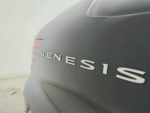 Used 2025 Genesis Electrified GV70 Advanced w/ Prestige Package image 17