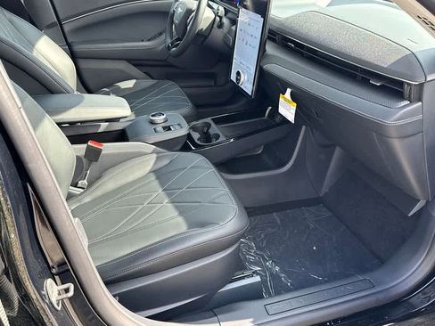 Used 2024 Ford Mustang Mach-E Select w/ Comfort Package Lite image 13