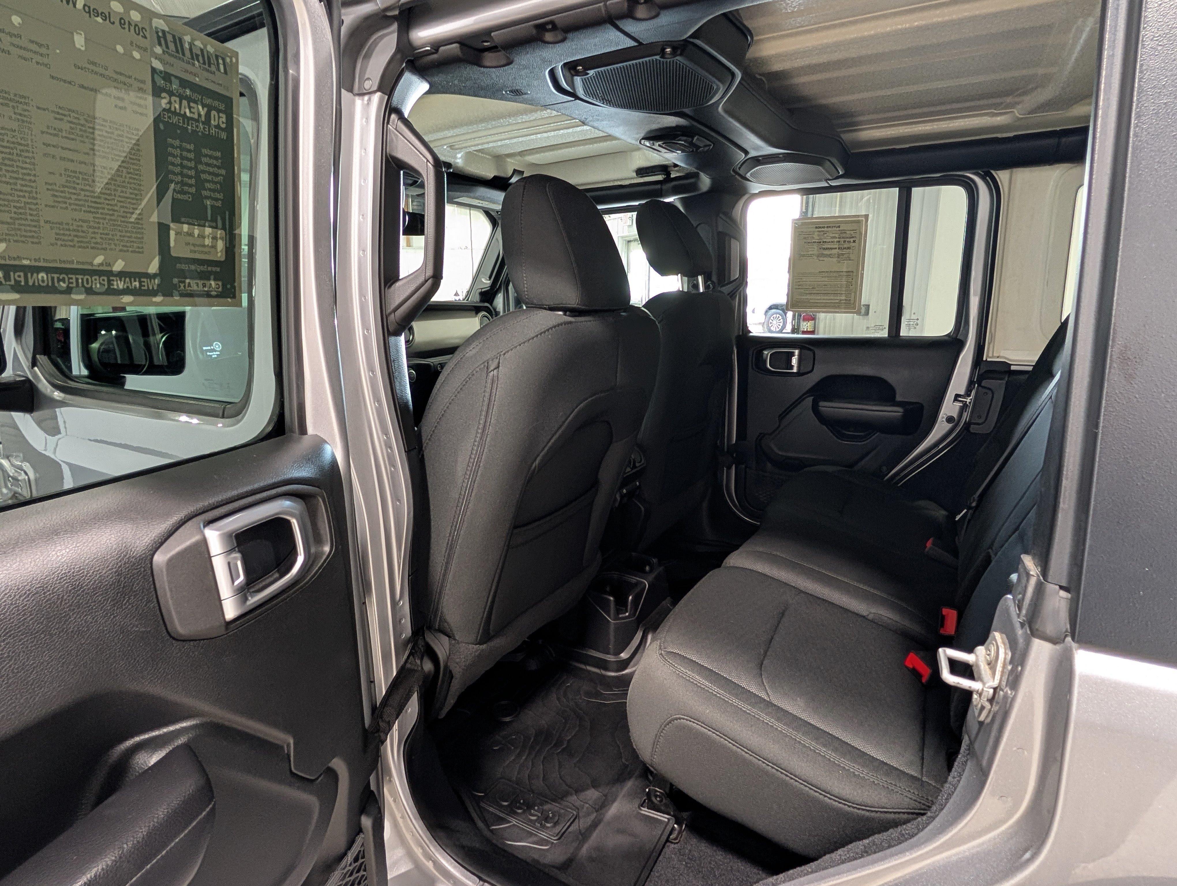 Used 2019 Jeep Wrangler Unlimited Sport S AWD/4WD image 14