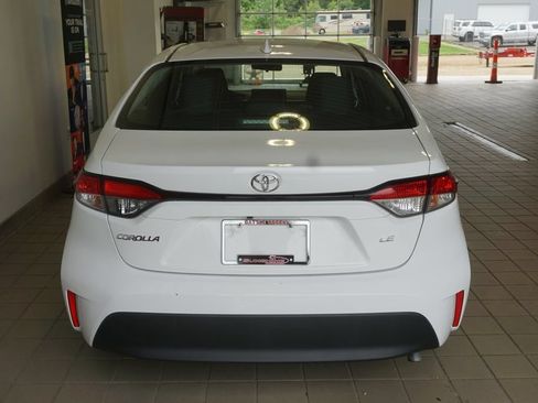 Used 2024 Toyota Corolla LE FWD image 14