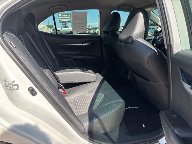 Used 2023 Toyota Camry SE FWD image 14