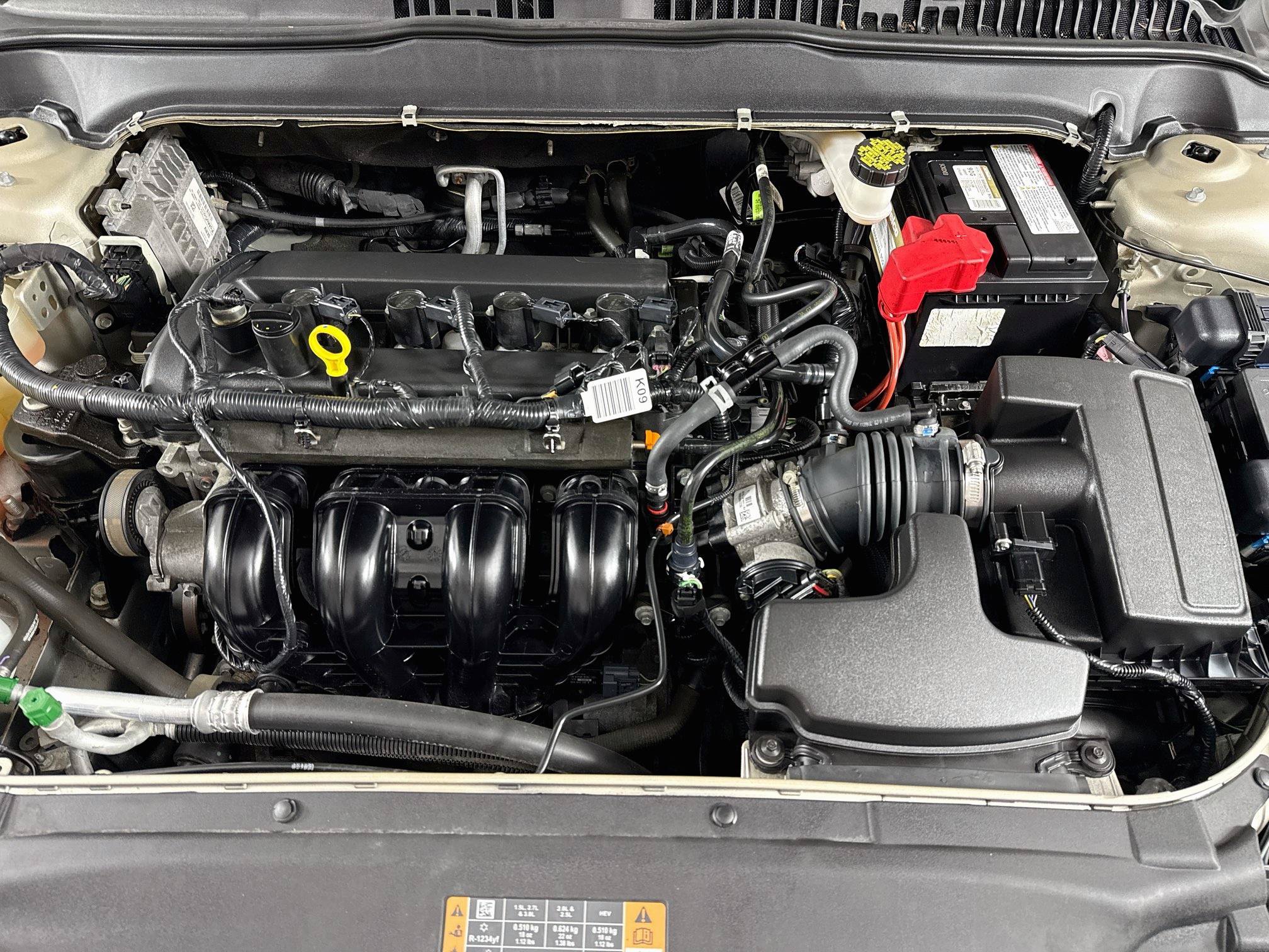 Used 2018 Ford Fusion SE FWD image 18