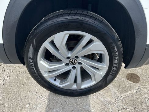 Used 2022 Volkswagen Atlas SE image 33