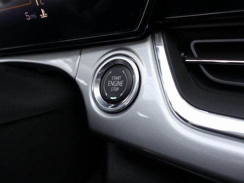 New 2026 Chevrolet Trax LT w/ Driver Confidence Package image 19