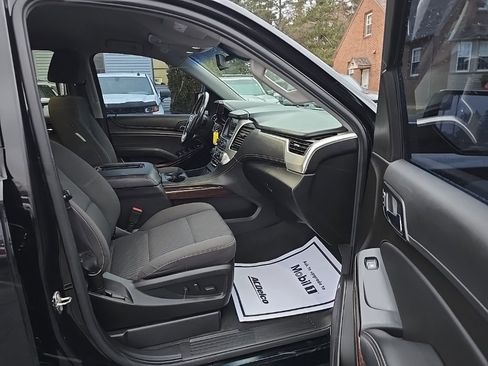 Used 2019 GMC Yukon SLE image 9
