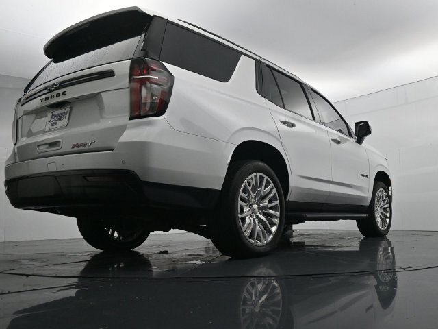 Used 2024 Chevrolet Tahoe RST w/ Luxury Package AWD/4WD image 34