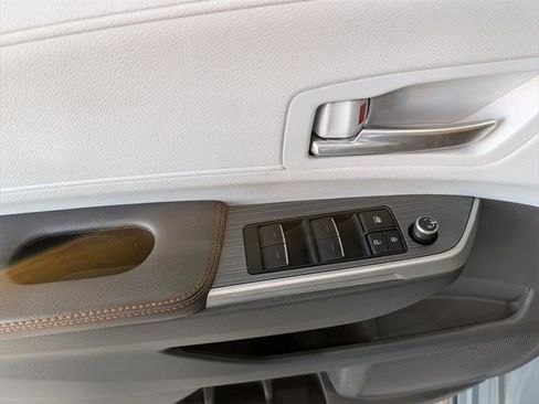 Certified 2024 Toyota Sienna XSE image 11