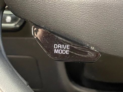 Used 2024 Kia Niro Wave w/ Wave Preserve Package image 30