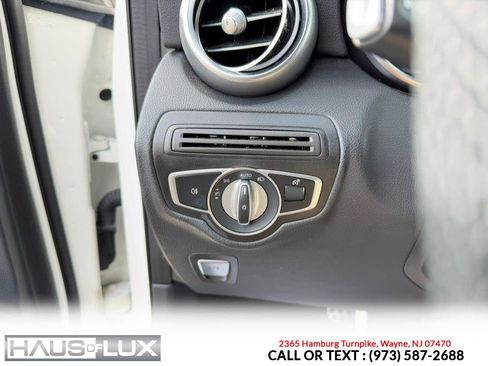 Used 2021 Mercedes-Benz GLC 43 AMG 4MATIC image 38