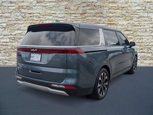 Certified 2023 Kia Carnival EX FWD image 7