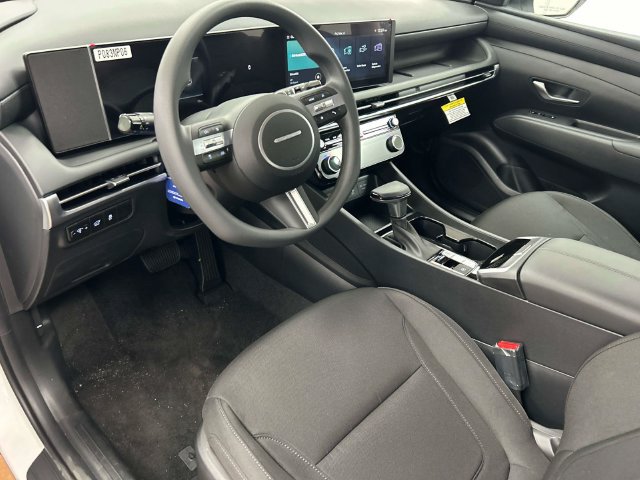 New 2026 Hyundai Tucson SEL FWD image 12