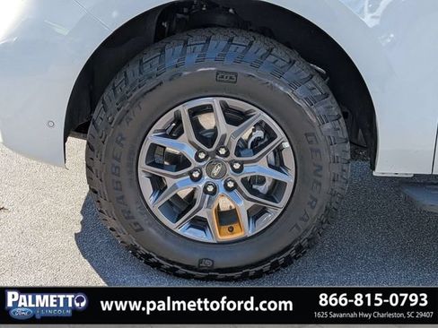 Used 2025 Ford Expedition Tremor AWD/4WD image 11