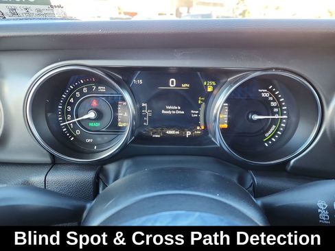 Used 2022 Jeep Wrangler Unlimited Rubicon 4xe w/ Steel Bumper Group image 17