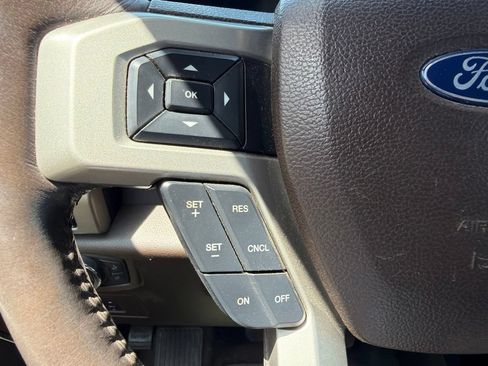 Used 2017 Ford F150 King Ranch w/ Equipment Group 601A Luxury AWD/4WD image 33