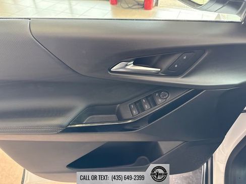 Used 2025 Chevrolet Equinox LT image 10